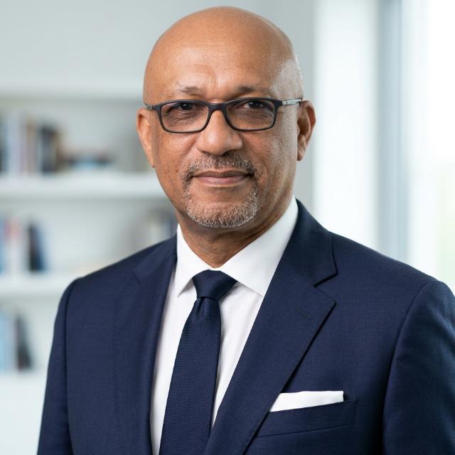 Philippe NOEL, Direction Générale